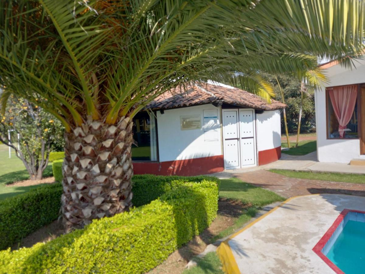 Hm Hotel El Rancho Las Margaritas Вале де Браво Екстериор снимка